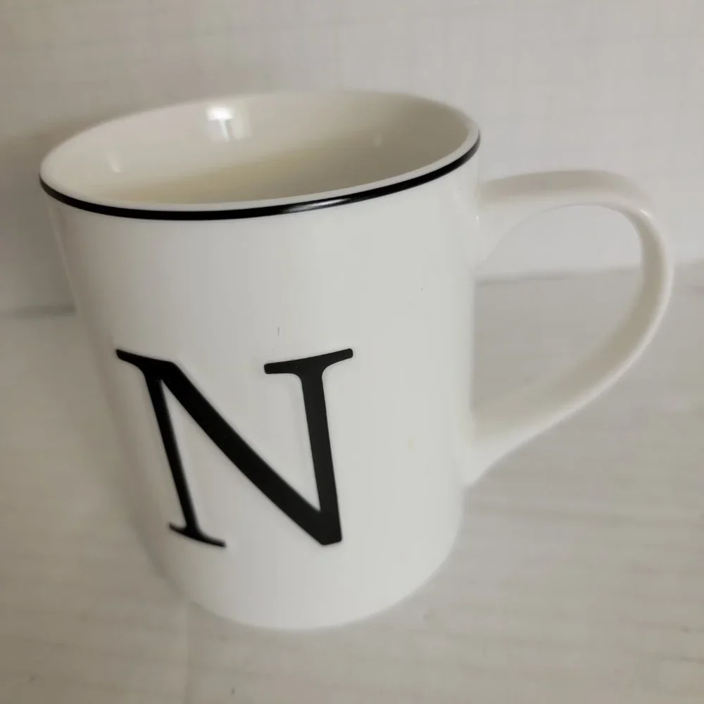WILLIAMS SONOMA Initial Mug Letter “N” Monogram Coffee Tea Cup White Black